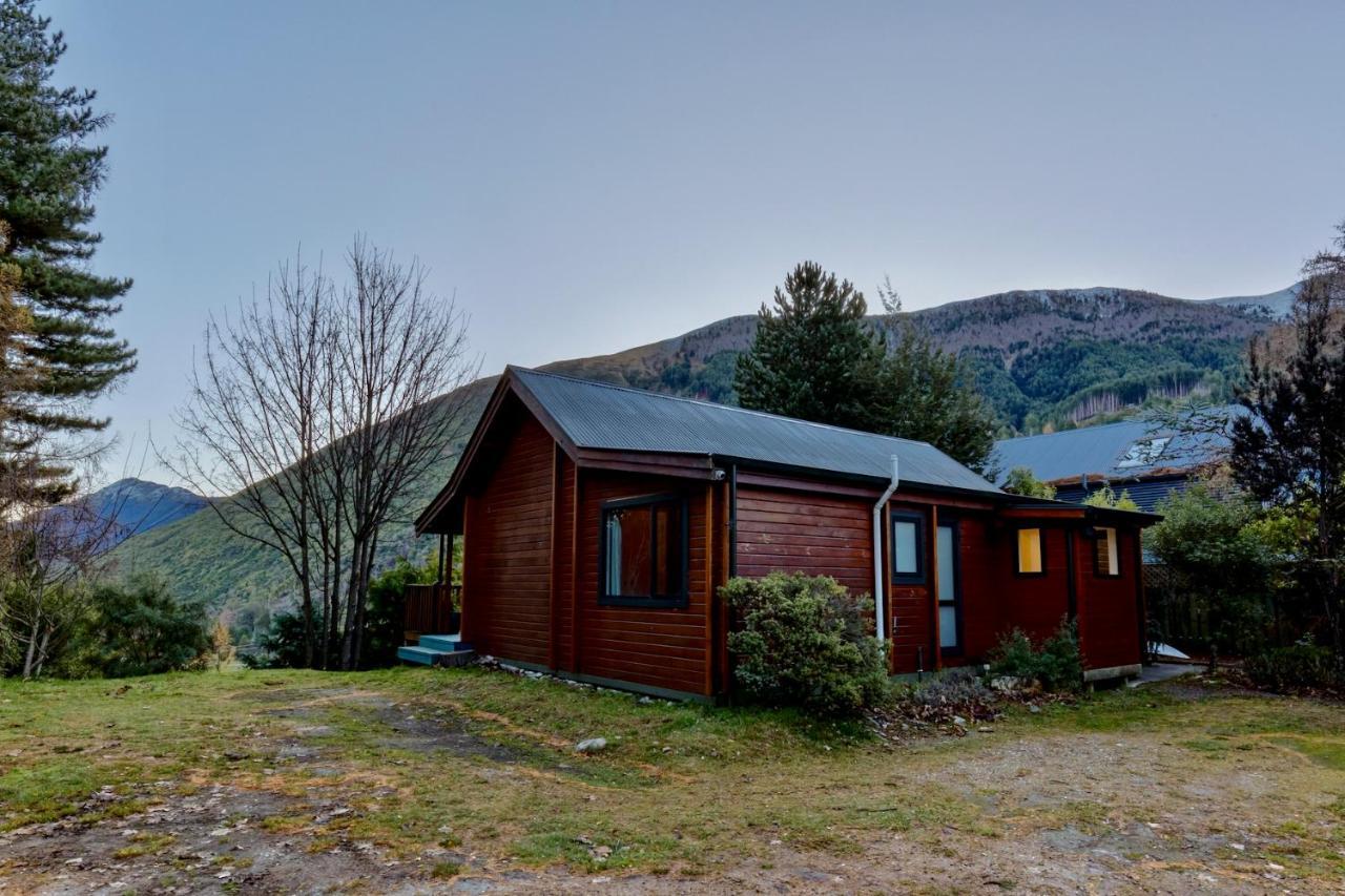 Kereru Cottage, Cosy Log Cabin, Serene Lake & Mountain Views 퀸즈타운 외부 사진