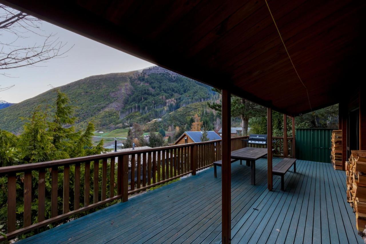 Kereru Cottage, Cosy Log Cabin, Serene Lake & Mountain Views 퀸즈타운 외부 사진